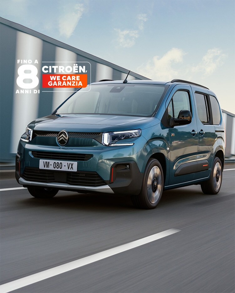 New ë-Berlingo on a highway